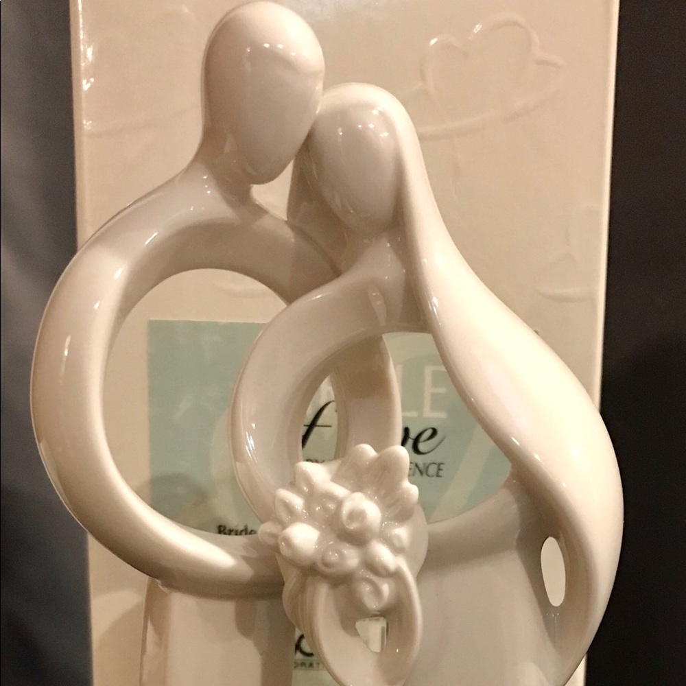 NEW IN BOX Wedding Cake 🎂 Topper